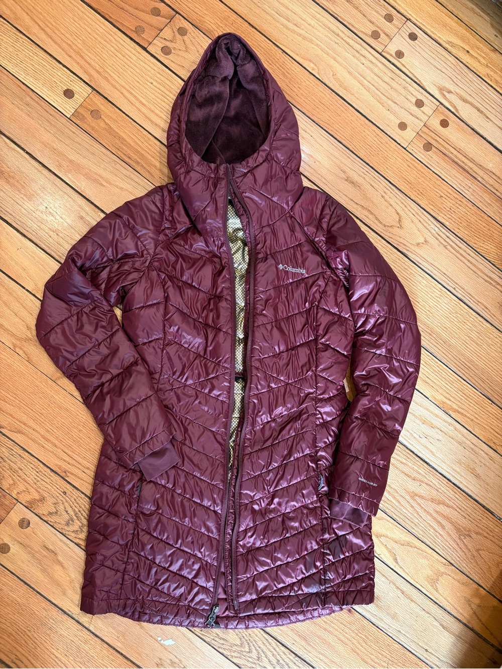 Columbia Women's Joy Peak Burgundy Hooded Packable Puffer Coat size small